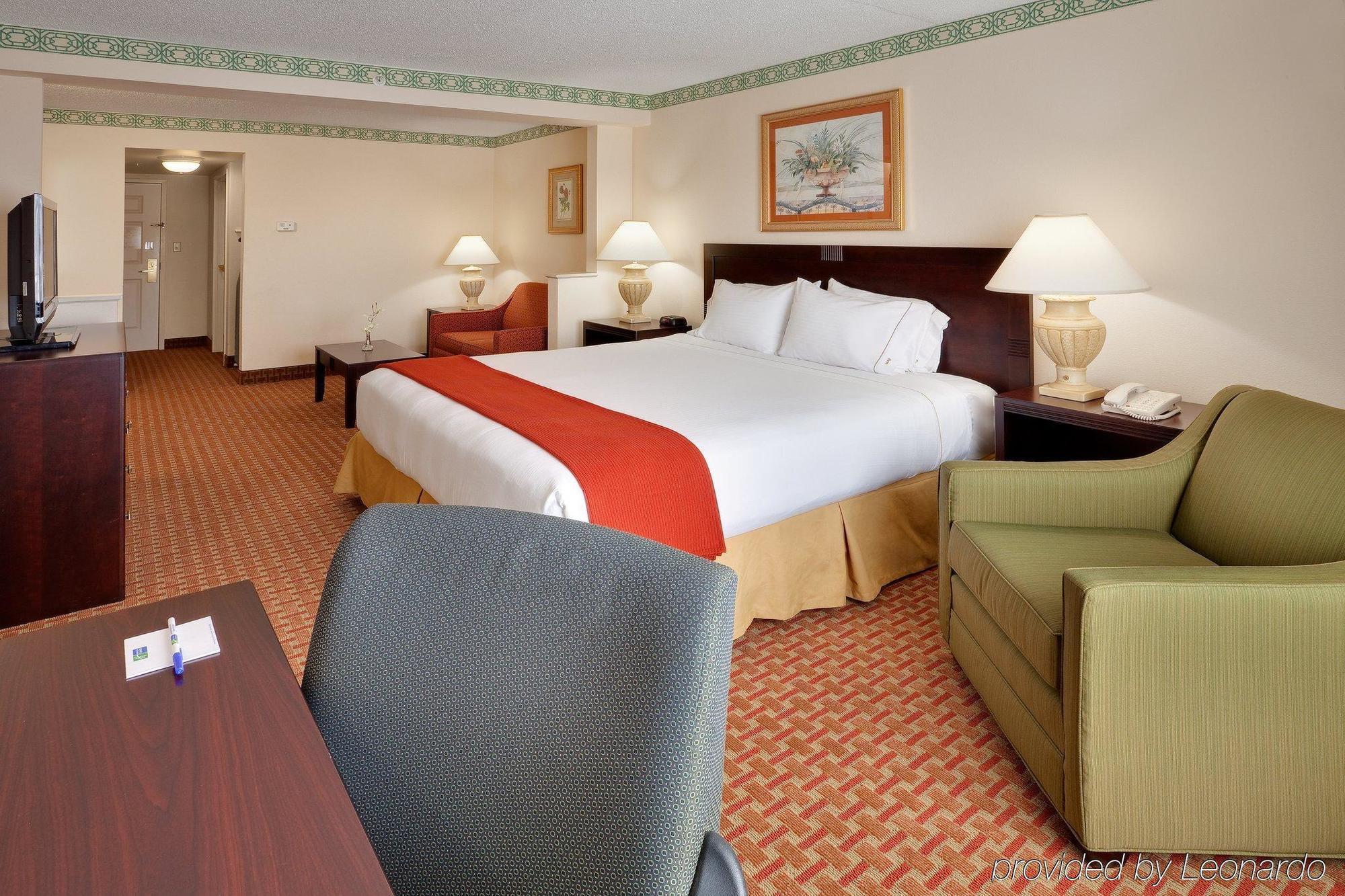 Holiday Inn Express Hotel & Suites Easton By Ihg Habitación foto