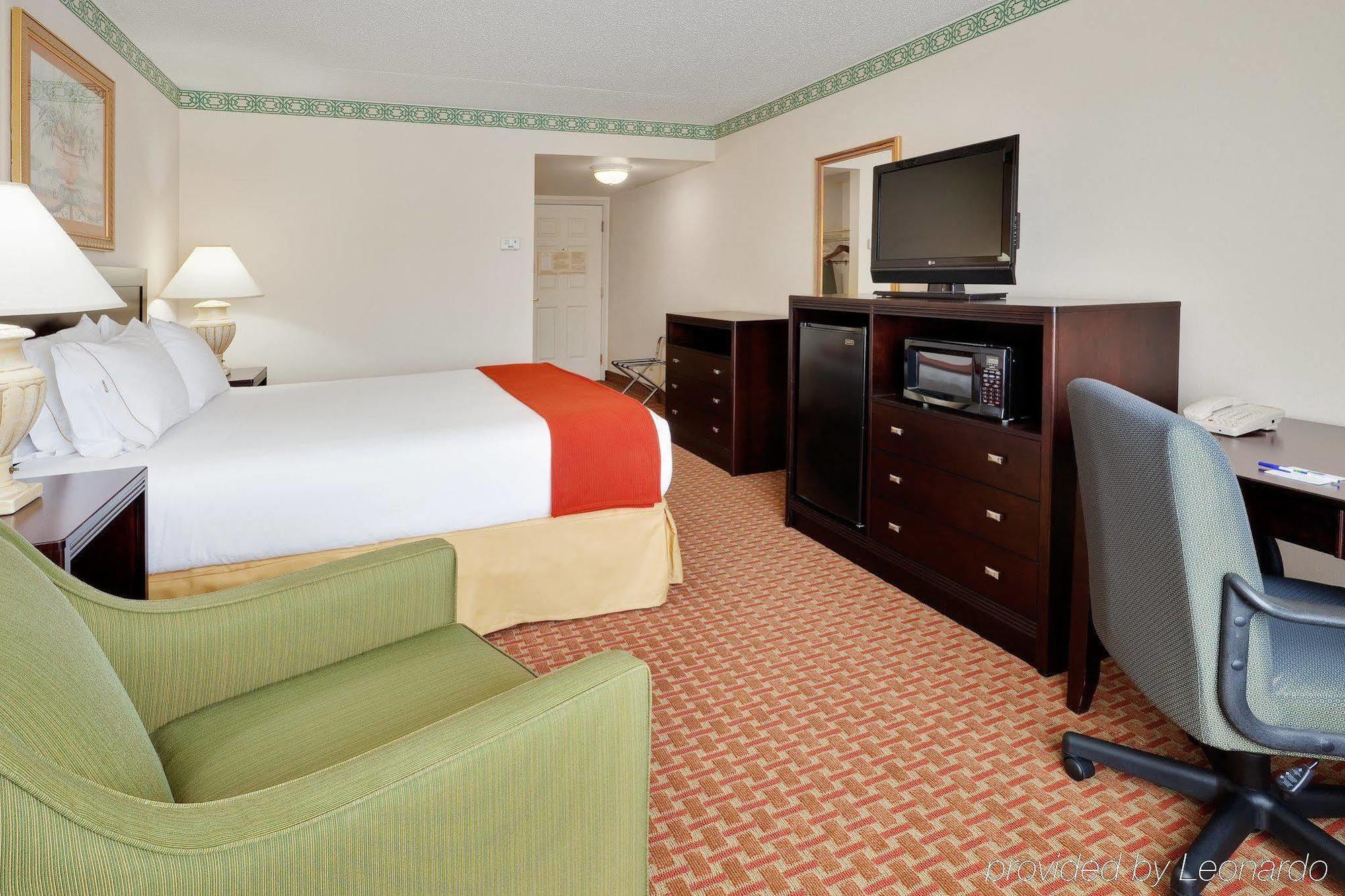 Holiday Inn Express Hotel & Suites Easton, An Ihg Hotel Habitación foto